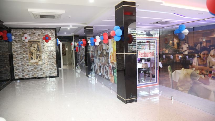 Imagen del bar/restaurante del Hotel New Seasons. Foto 3