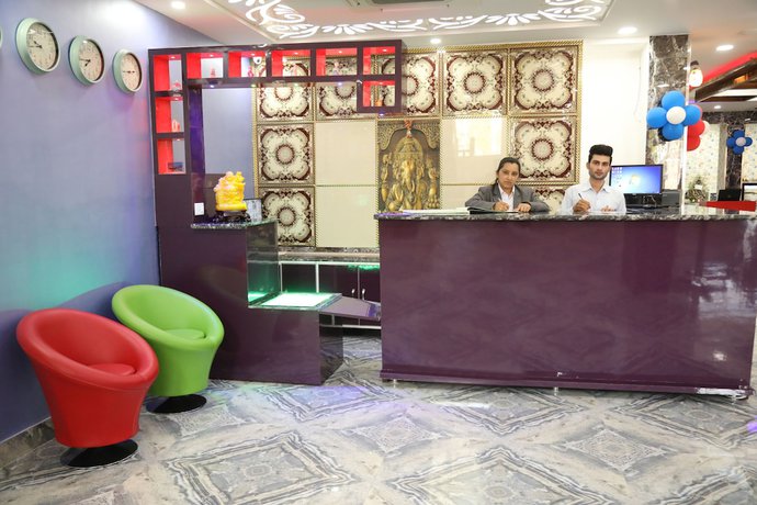 Imagen de los interiores del Hotel New Seasons. Foto 9