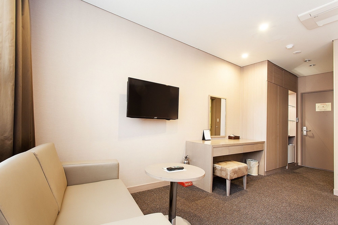 Imagen de los interiores del Hotel New Seoul. Foto 11