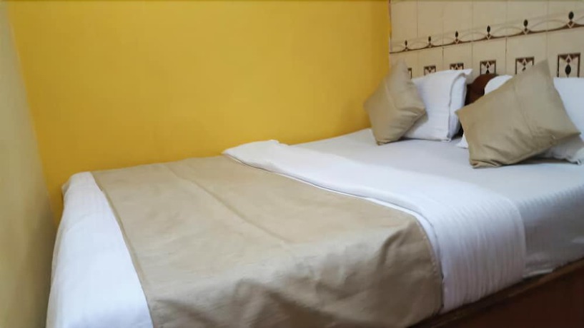 Imagen de los exteriores del Hotel New Shahana - Hostel. Foto 11