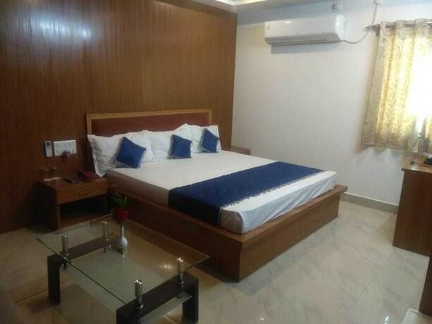 Imagen de la habitación del Hotel New Shiva. Foto 25