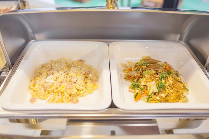 Imagen del bar/restaurante del Hotel New Siam Palace Ville. Foto 2