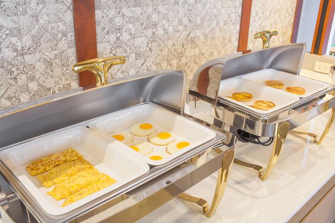 Imagen del bar/restaurante del Hotel New Siam Palace Ville. Foto 5