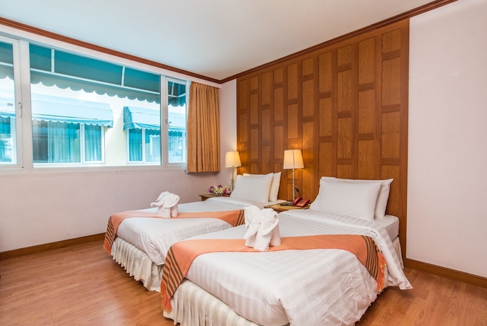 Imagen de la habitación del Hotel New Siam Riverside. Foto 9