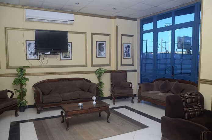 Imagen de los interiores del Hotel New Siesta. Foto 9