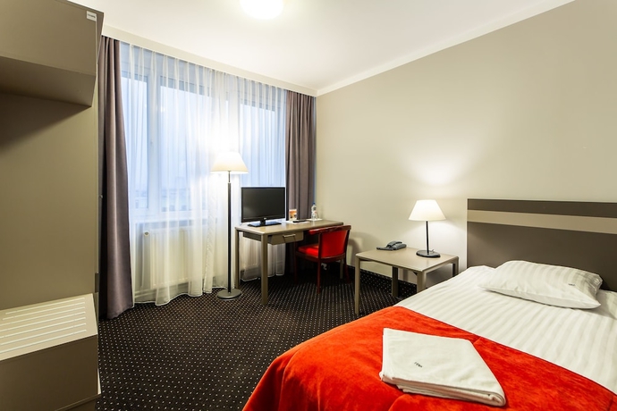 Imagen de la habitación del Hotel New Skanpol. Foto 7