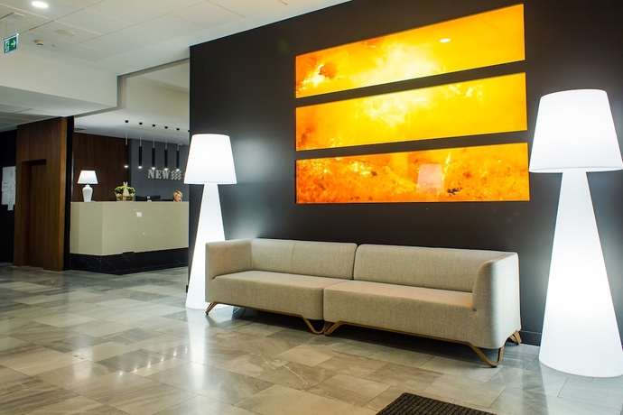 Imagen de los interiores del Hotel New Skanpol. Foto 15