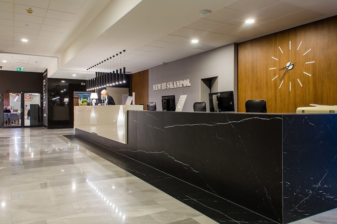 Imagen de los interiores del Hotel New Skanpol. Foto 17