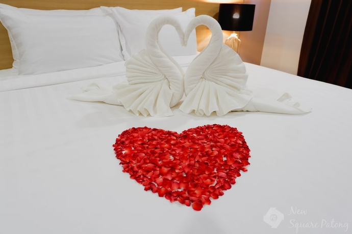 Imagen de la habitación del Hotel New Square Patong Hotel. Foto 3