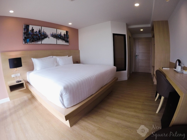 Imagen de la habitación del Hotel New Square Patong Hotel. Foto 5
