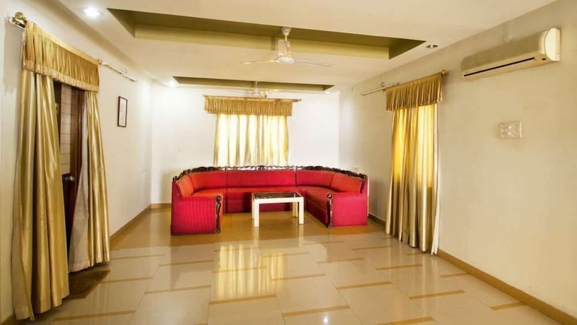 Imagen de los interiores del Hotel New Sree Krishna Residency. Foto 8