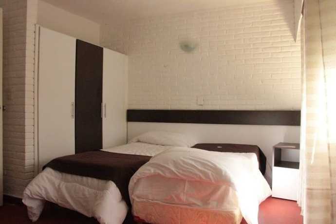 Imagen de la habitación del Hotel New Success. Foto 4
