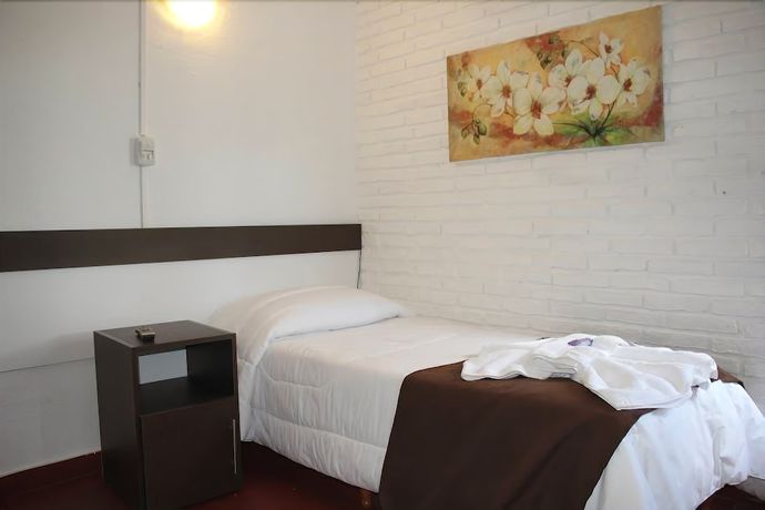 Imagen de la habitación del Hotel New Success. Foto 8