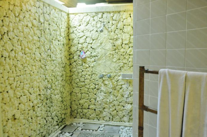 Imagen de la habitación del Hotel New Sunari Lovina Beach Resort. Foto 3