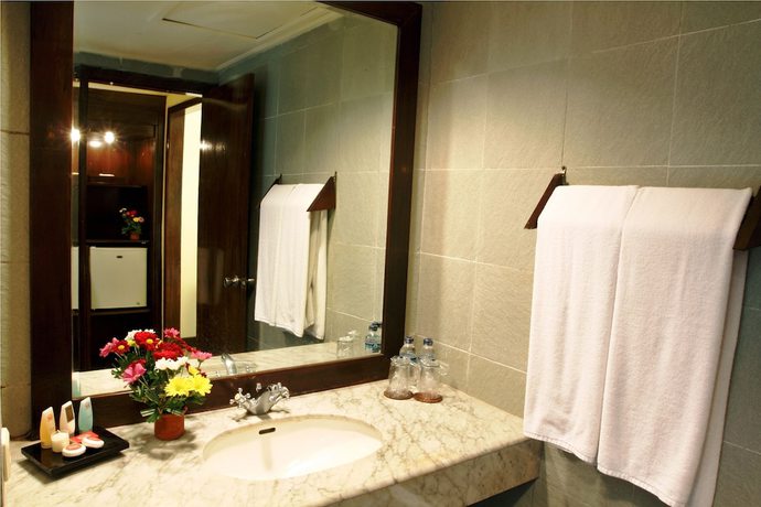 Imagen de la habitación del Hotel New Sunari Lovina Beach Resort. Foto 6