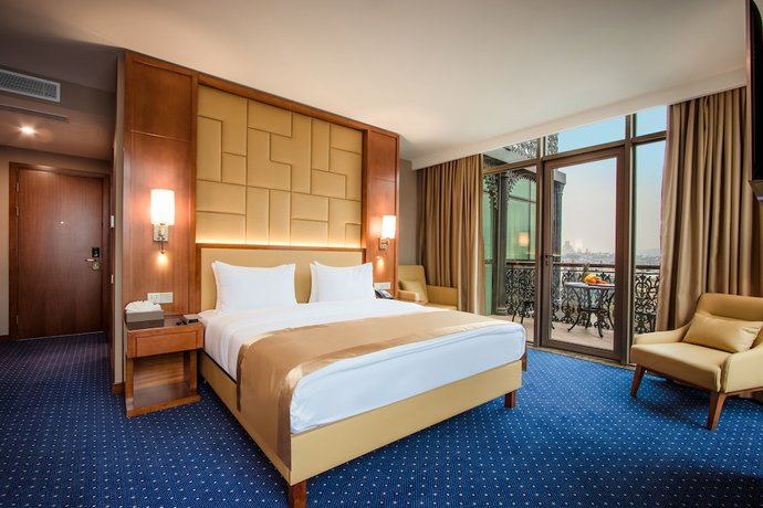Imagen de la habitación del Hotel New Tiflis. Foto 5