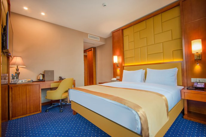 Imagen de la habitación del Hotel New Tiflis. Foto 6