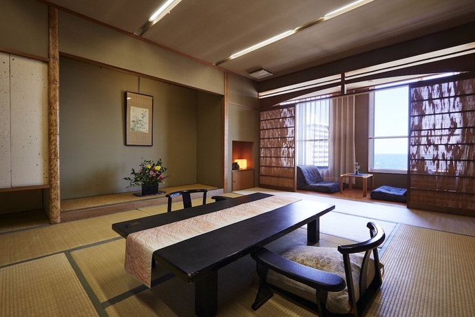 Imagen de la habitación del Hotel New Tsuruta. Foto 10