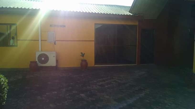 Imagen general del Hotel New Vision, Weija. Foto 4