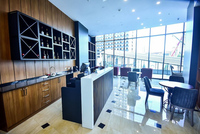 Imagen de los interiores del Hotel New Wave. Foto 20