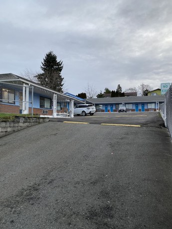 Imagen de los exteriores del Hotel New West Motel. Foto 5