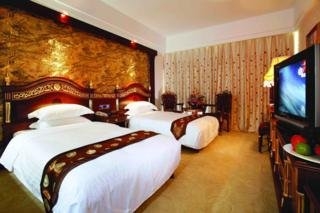 Imagen de la habitación del Hotel New West Street International. Foto 11