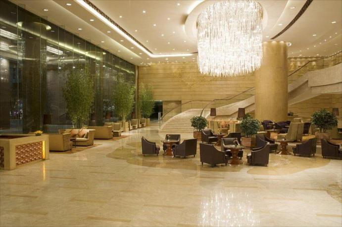Imagen de los interiores del Hotel New World Dalian. Foto 9