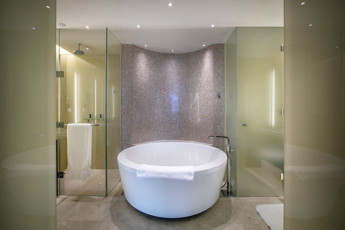 Imagen de la habitación del Hotel New World Guiyang Hotel. Foto 10