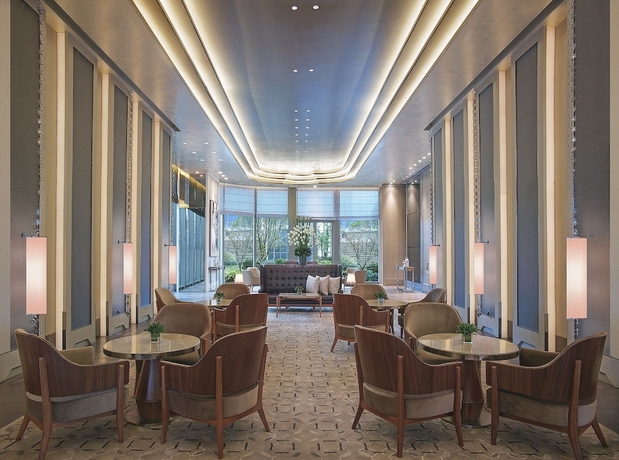 Imagen de los interiores del Hotel New World Guiyang Hotel. Foto 19