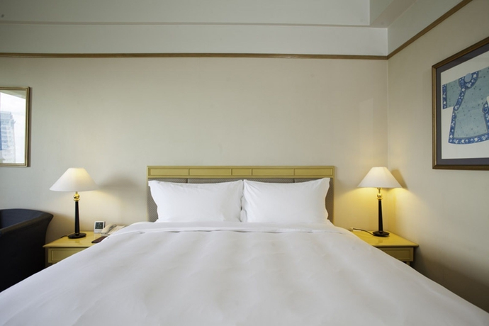 Imagen de la habitación del Hotel New World Saigon. Foto 2