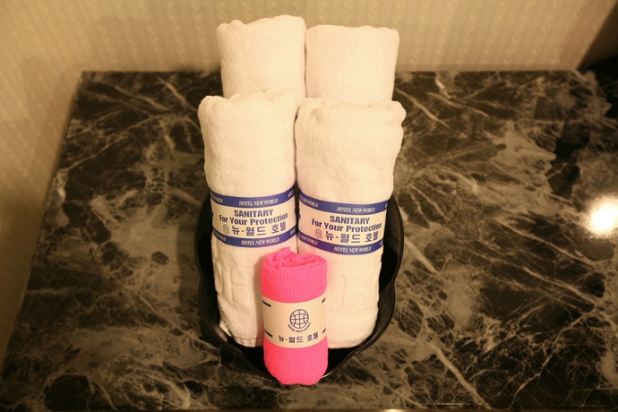 Imagen de la habitación del Hotel New World, Seul. Foto 14