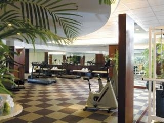 Imagen de los interiores del Hotel New World Shenyang. Foto 4