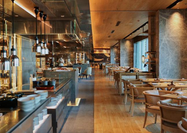 Imagen del bar/restaurante del Hotel New World Shenyang Hotel. Foto 9