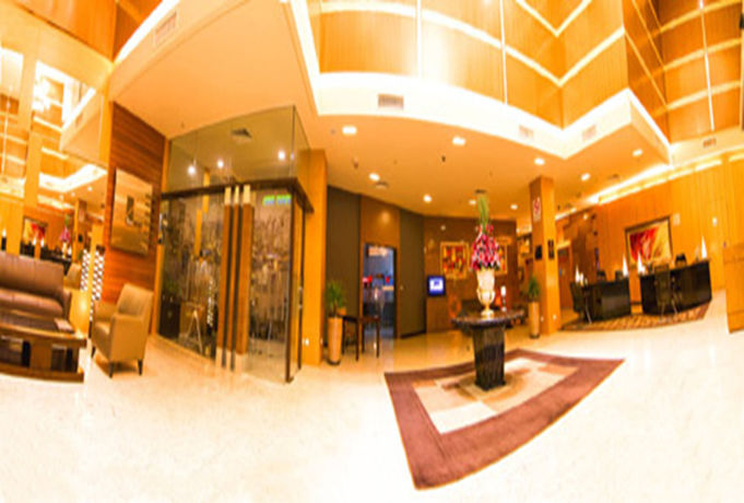 Imagen de los interiores del Hotel New World Suites. Foto 13