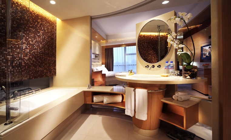 Imagen de la habitación del Hotel New World Wuhan. Foto 4