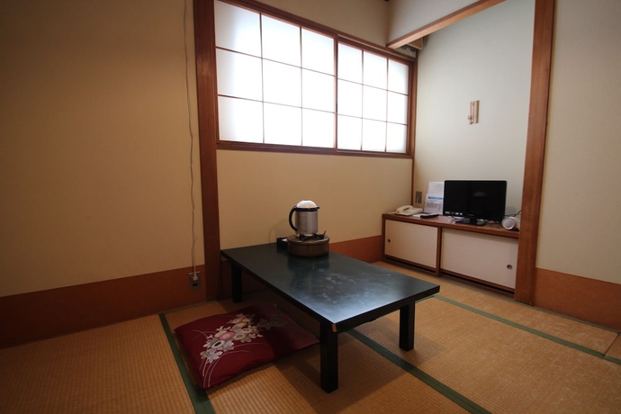 Imagen de la habitación del Hotel New Yama. Foto 4