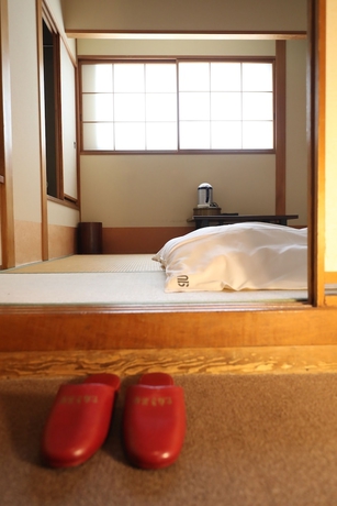 Imagen de la habitación del Hotel New Yama. Foto 28