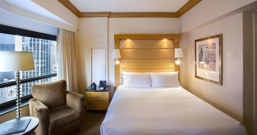 Imagen de la habitación del Hotel New York Hilton Midtown. Foto 11