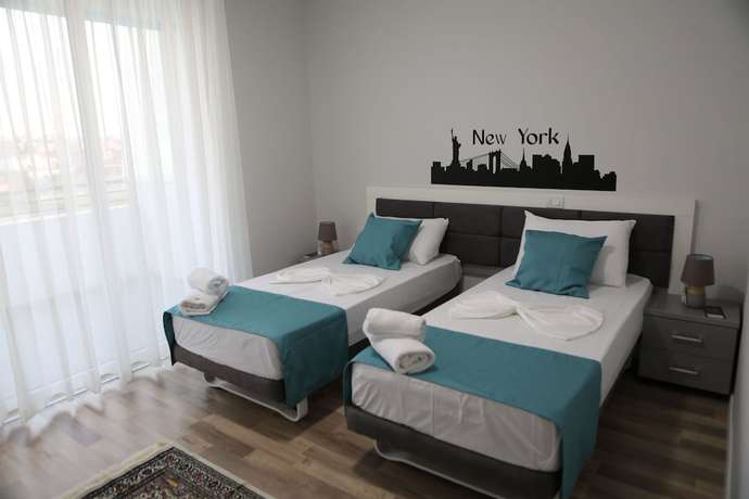 Imagen de la habitación del Hotel New York Kamez. Foto 12