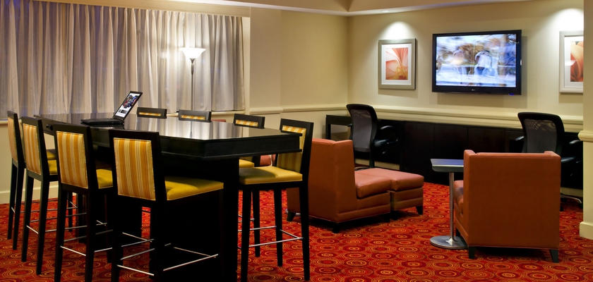 Imagen de los interiores del Hotel New York LaGuardia Airport Marriott. Foto 13