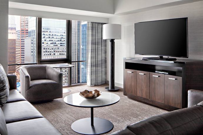 Imagen de la habitación del Hotel New York Marriott Marquis. Foto 21