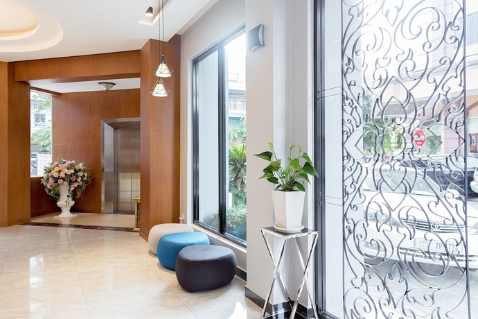 Imagen de los interiores del Hotel New York, Phnom Penh. Foto 13
