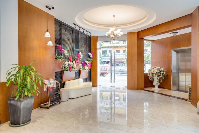 Imagen de los interiores del Hotel New York, Phnom Penh. Foto 16