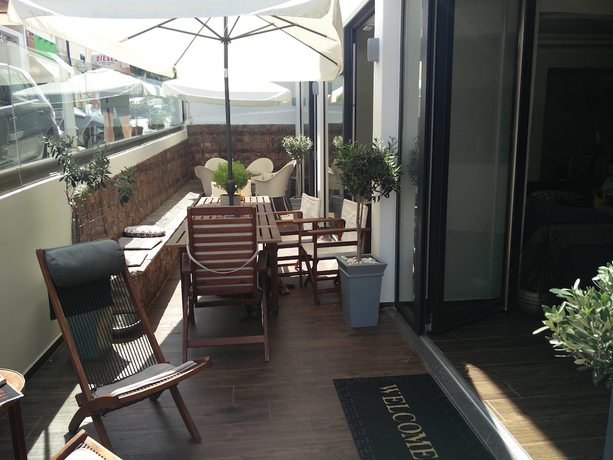 Imagen de los exteriores del Hotel New York, Rodas Town. Foto 16