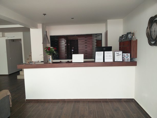 Imagen de los interiores del Hotel New York, Rodas Town. Foto 19