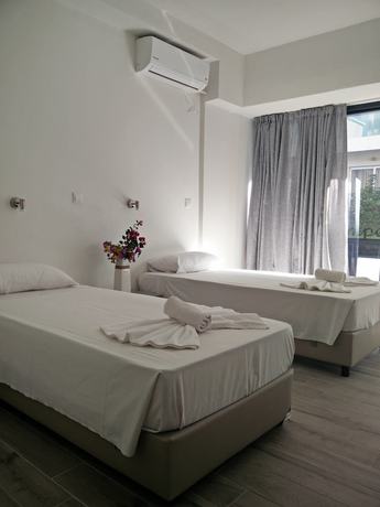 Imagen de la habitación del Hotel New York, Rodas Town. Foto 13