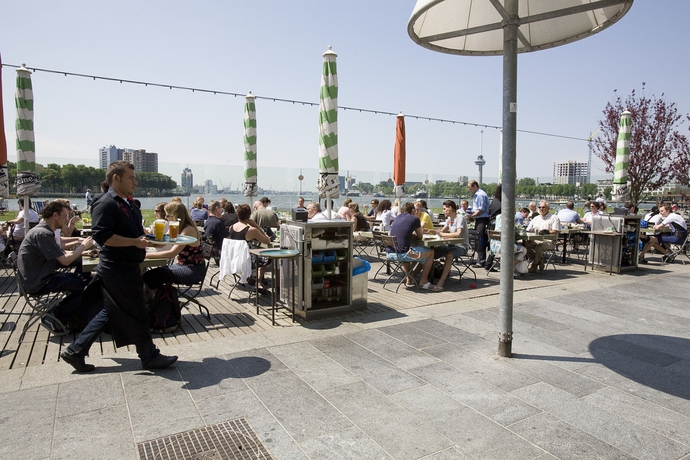 Imagen del bar/restaurante del Hotel New York, Rotterdam. Foto 2