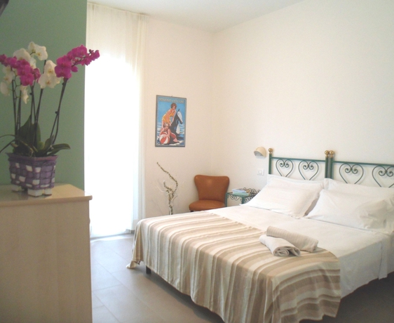 Imagen de la habitación del Hotel New Zanarini. Foto 6