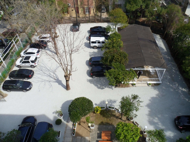 Imagen general del Hotel New Zanarini. Foto 3