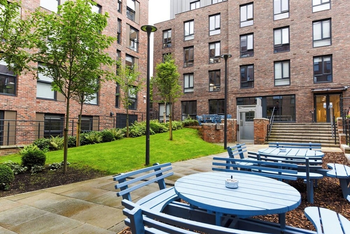 Imagen de los exteriores del Hotel Newcastle 1. Foto 8